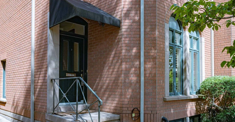 26 Marlborough Avenue, Toronto, ON, M5R 1X6 - 3