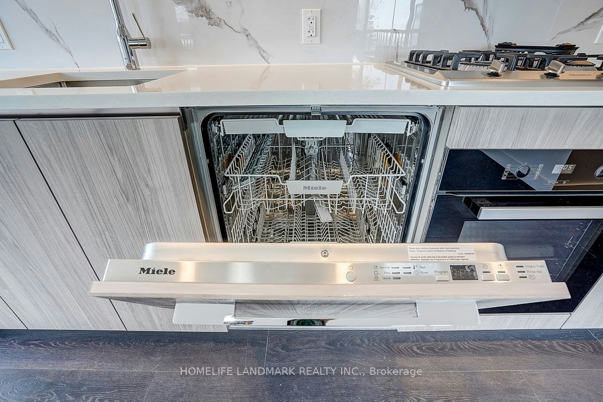 2611-18 Esther Shiner Boulevard, Toronto, ON, M2K 0J7 - 30