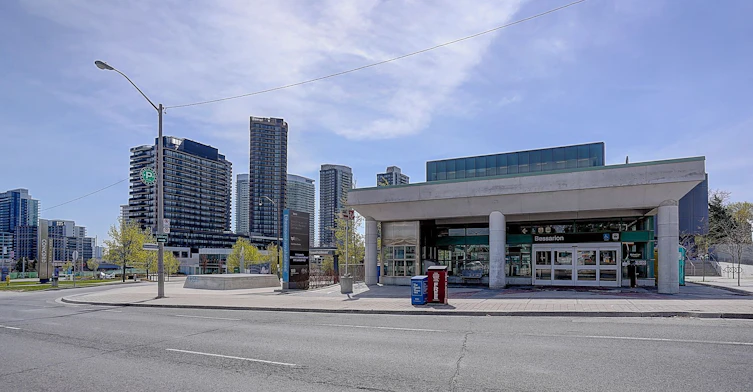 2611-18 Esther Shiner Boulevard, Toronto, ON, M2K 0J7 - 6