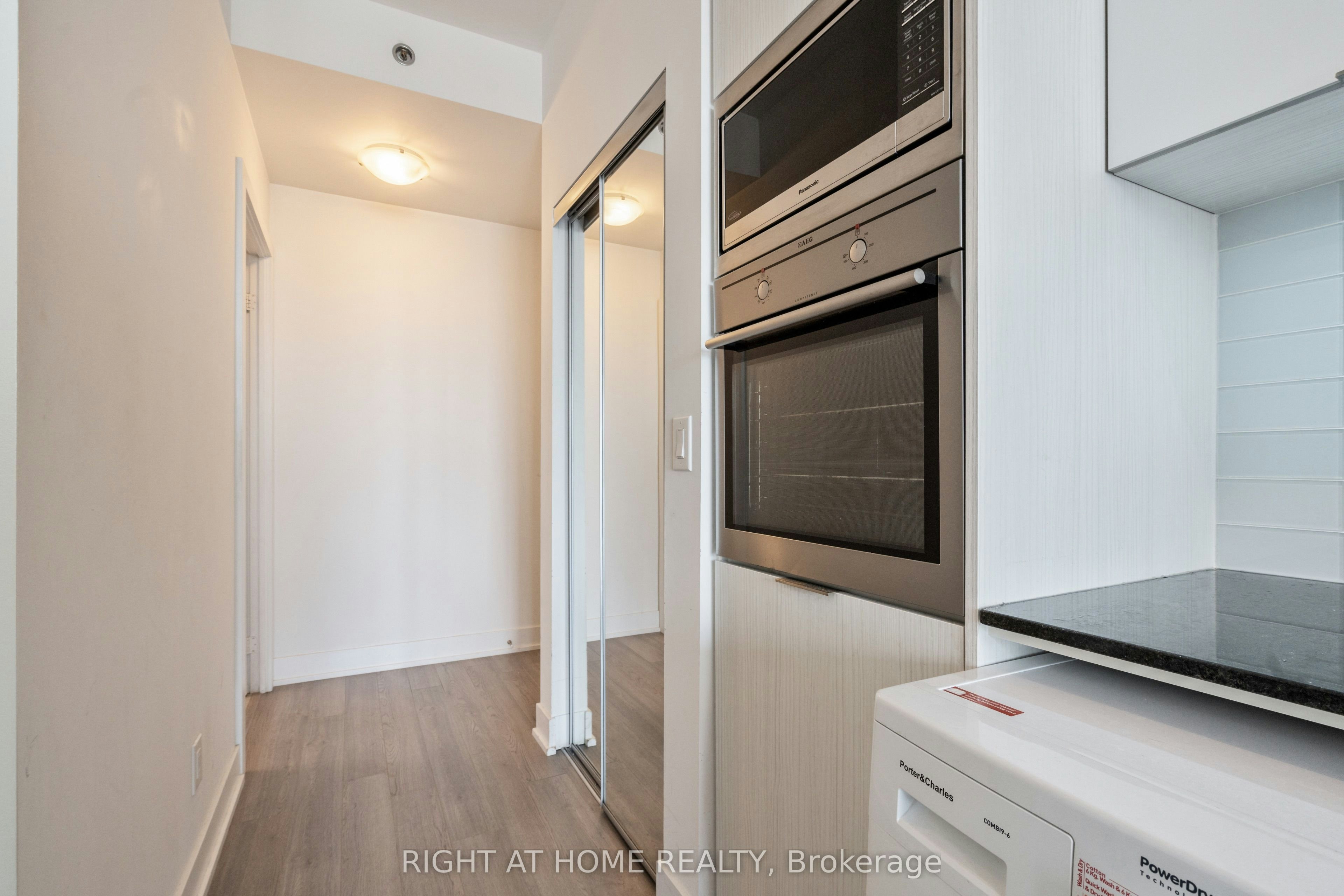 3509-318 Richmond Street W, Toronto, ON, M5V 0B4 - 19