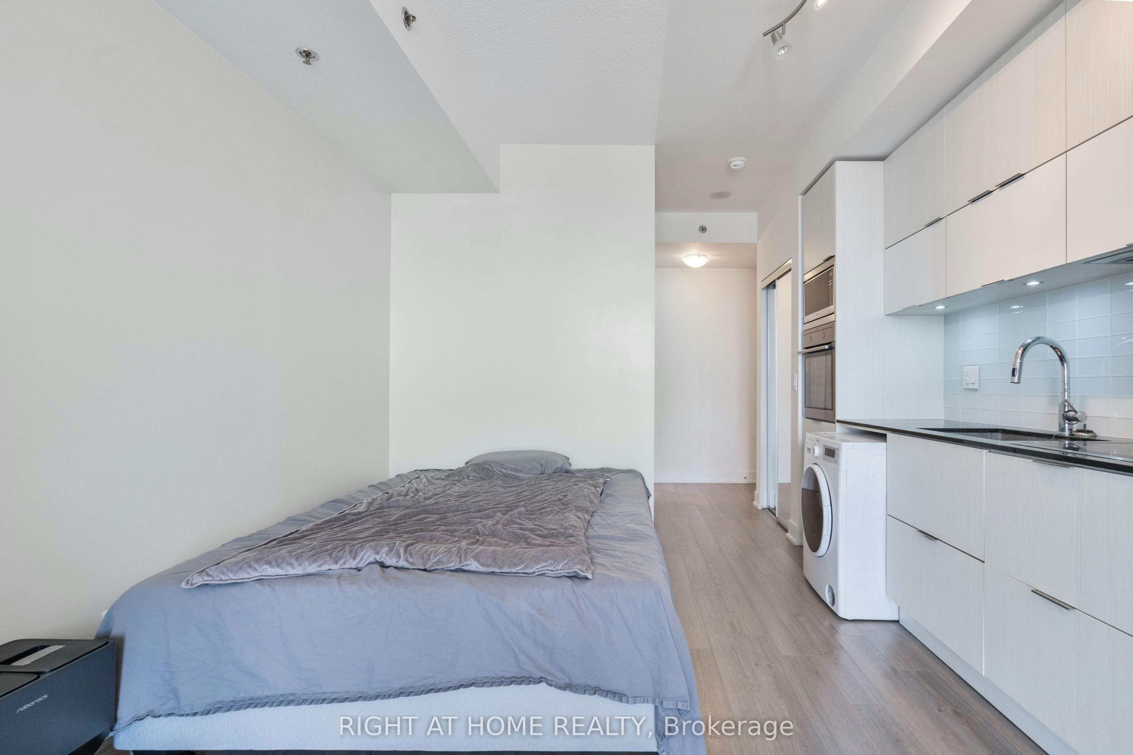 3509-318 Richmond Street W, Toronto, ON, M5V 0B4 - 17