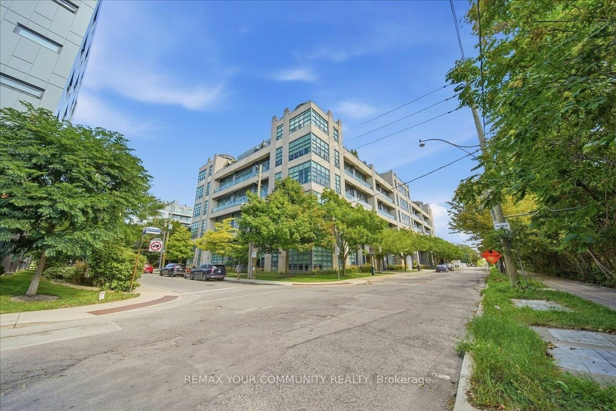 501-380 Macpherson Avenue, Toronto, ON, M4V 3E3
