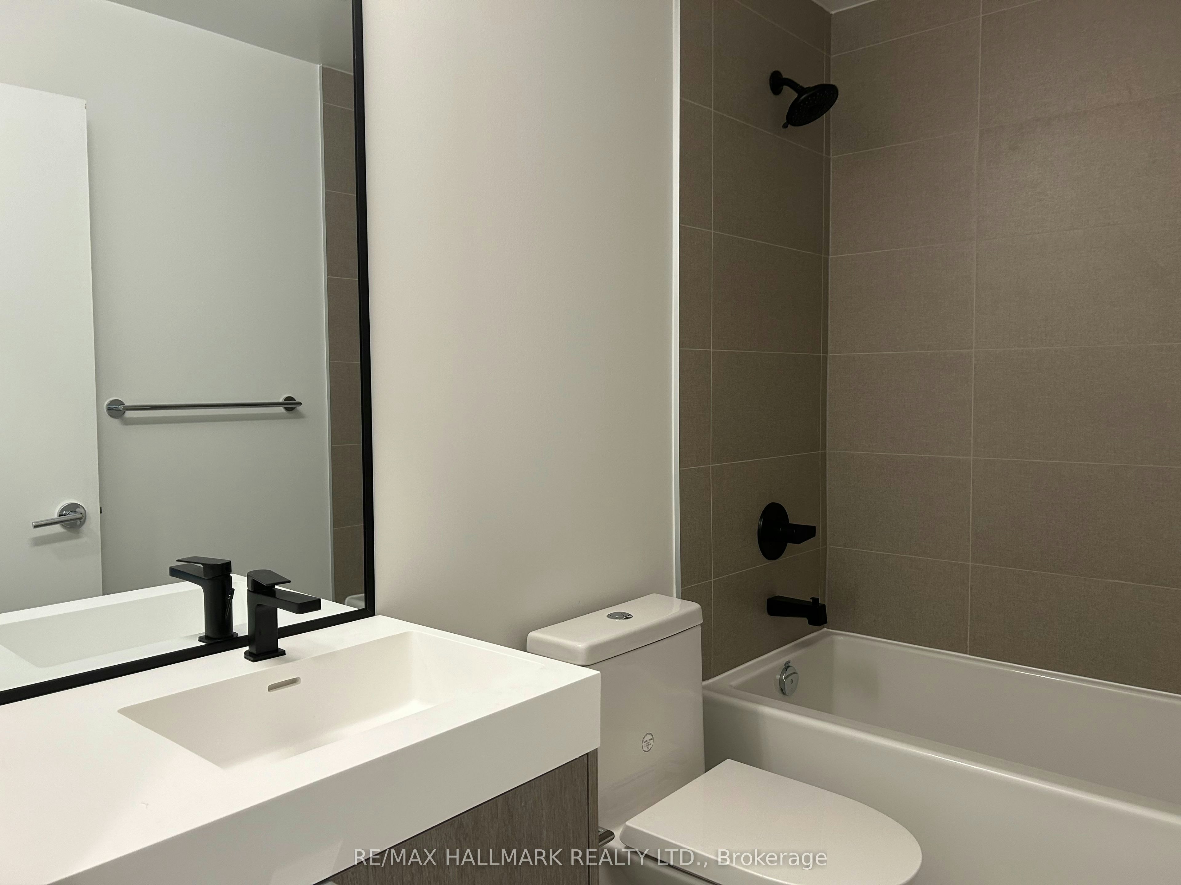 715-250 Lawrence Avenue, Toronto, ON, M5M 1B2 - 12