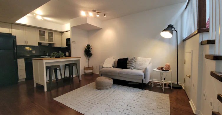 732-42 Western Battery Road, Toronto, ON, M6K 3P1 - 2