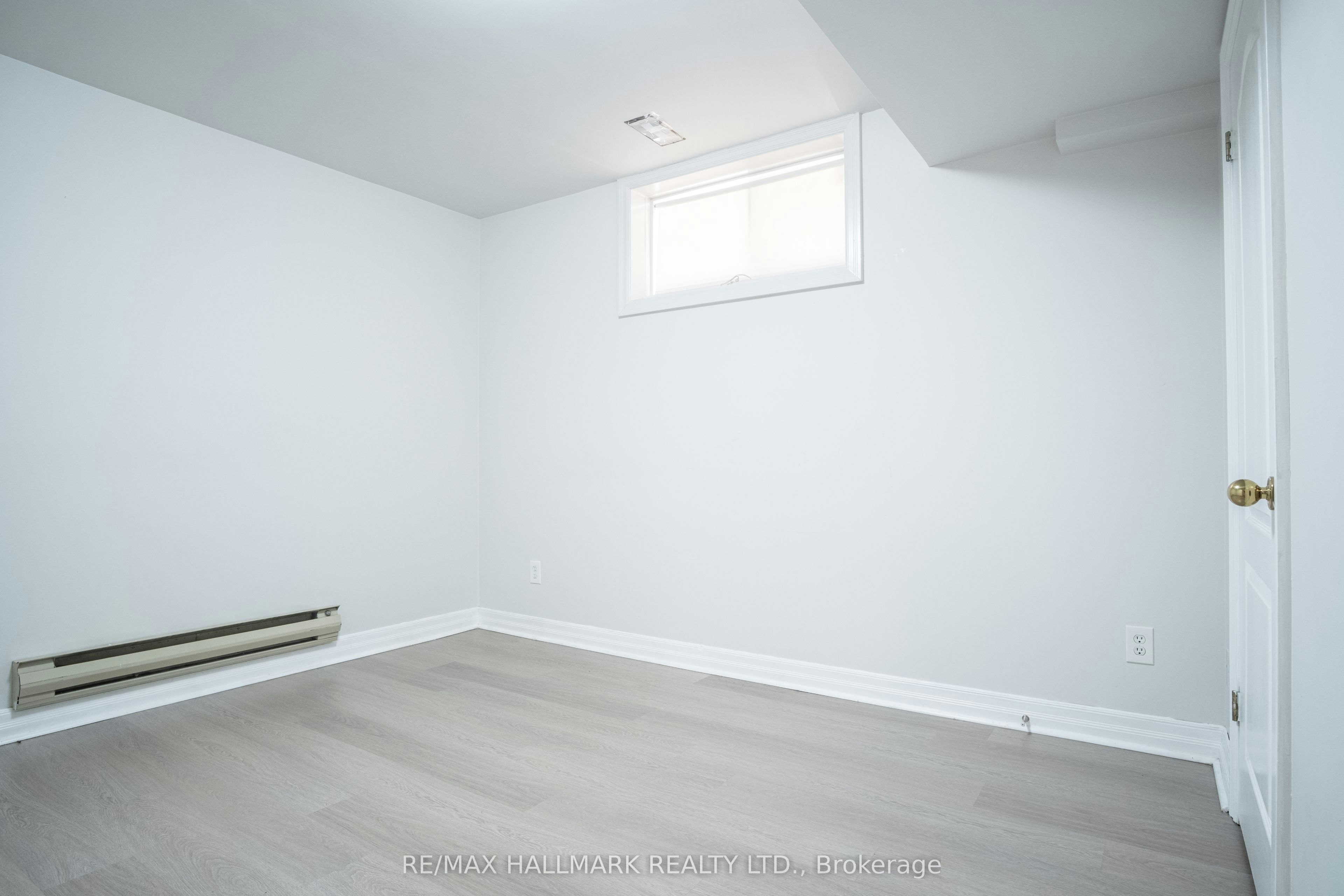 Basement-116 Regina Avenue, Toronto, ON, M6A 1R7 - 13