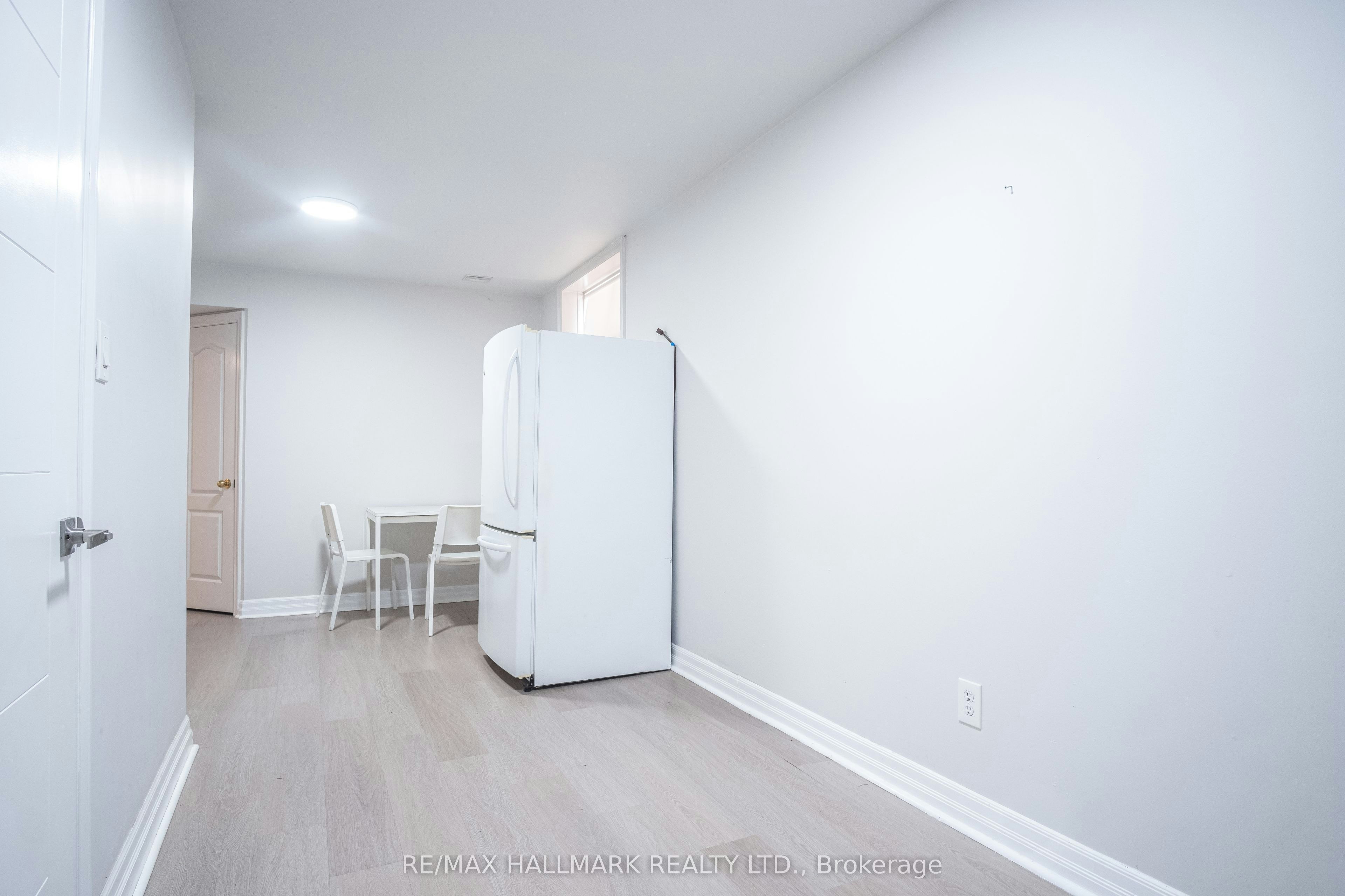 Basement-116 Regina Avenue, Toronto, ON, M6A 1R7 - 6