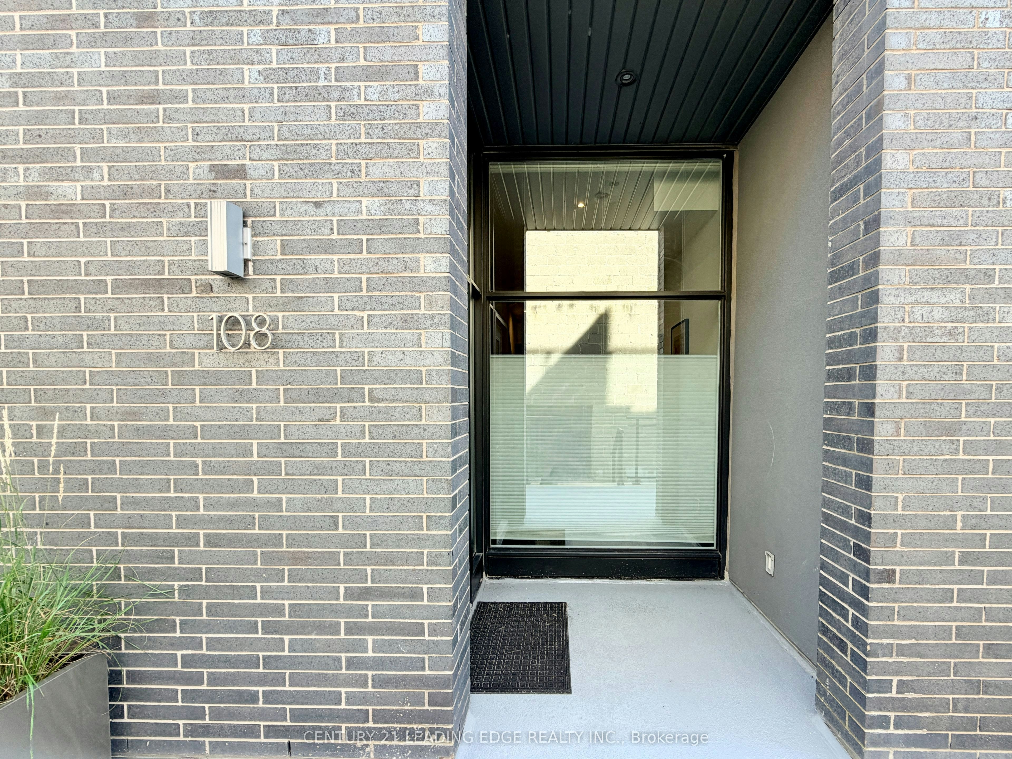 108-483 Dupont Street, Toronto, ON, M6G 1Y6 - 4
