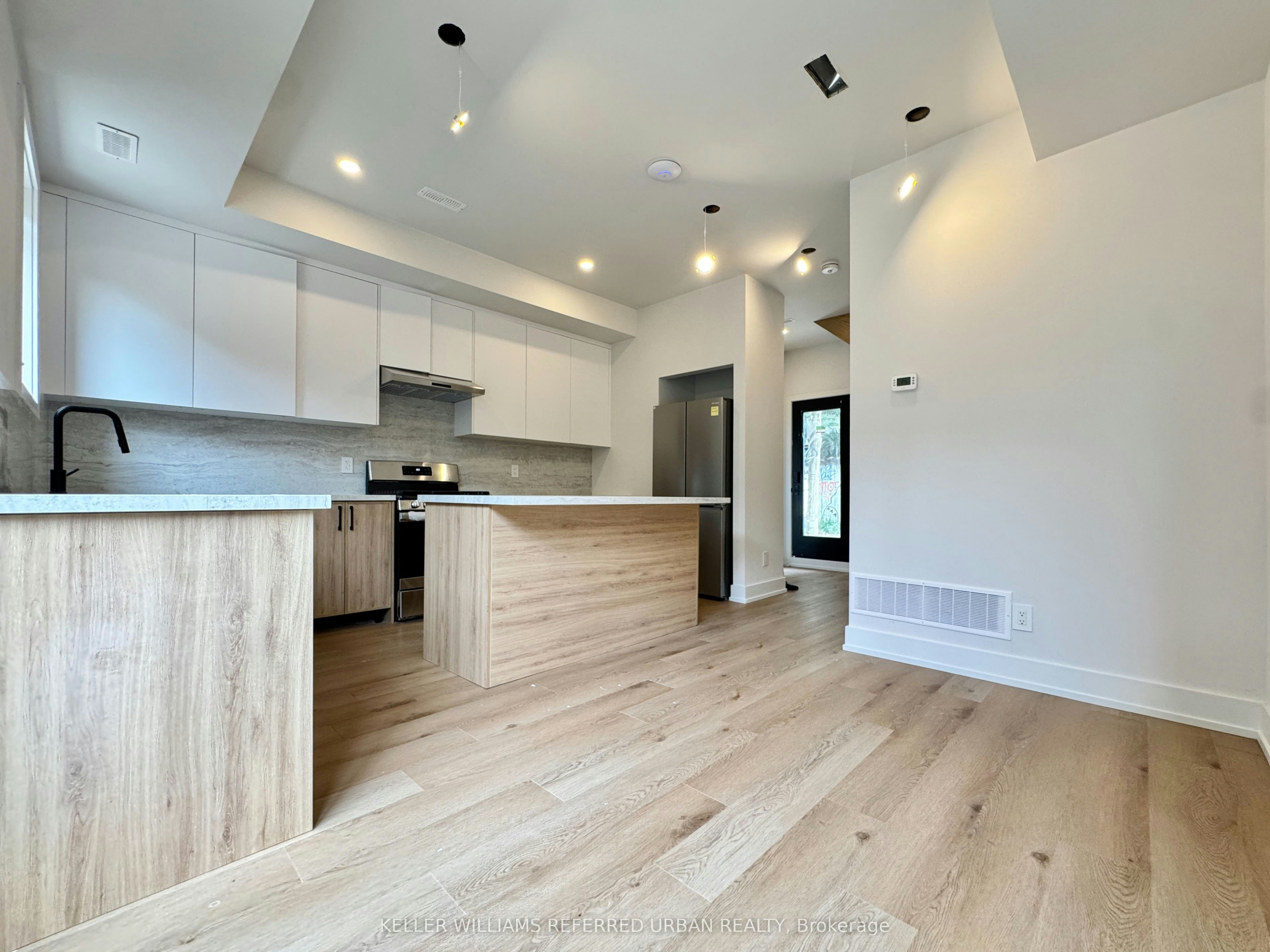 Laneway-269 Brunswick Avenue, Toronto, ON, M5S 2M6 - 6