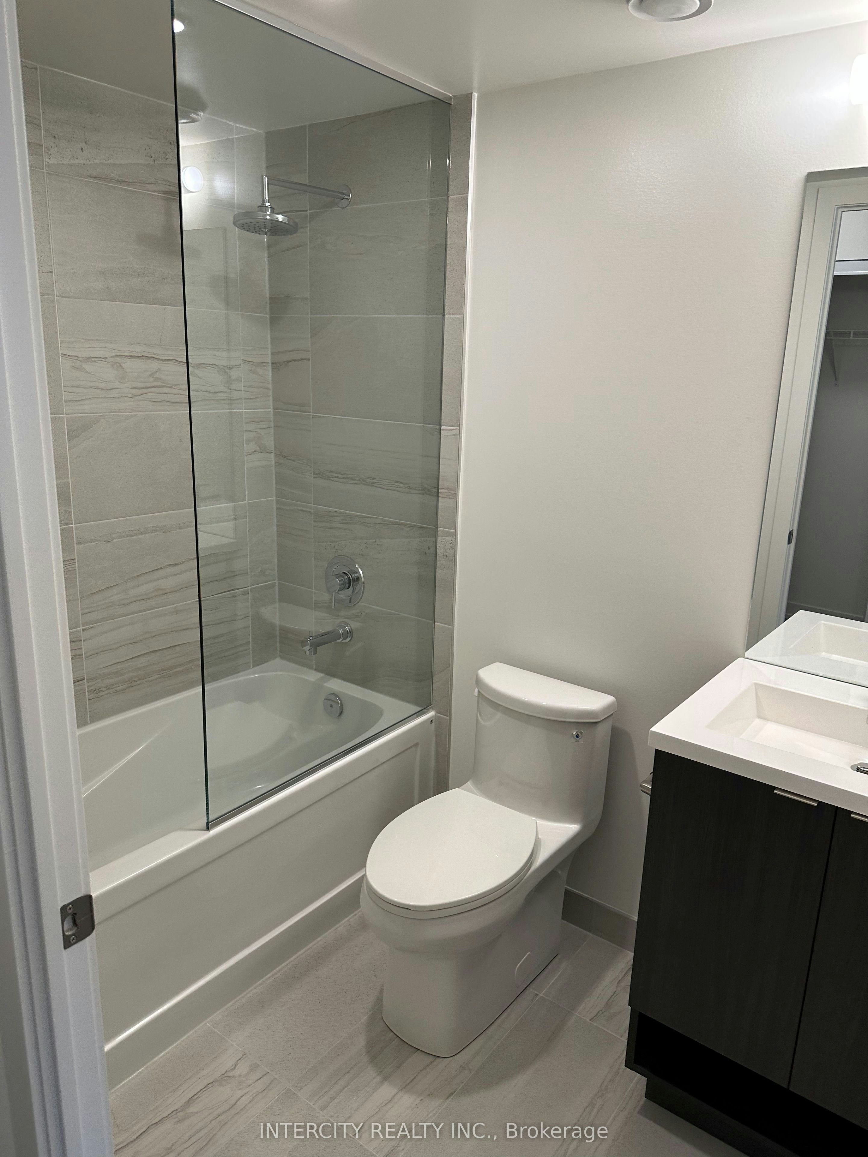 4716-138 Downes Street, Toronto, ON, M5E 0E4 - 8