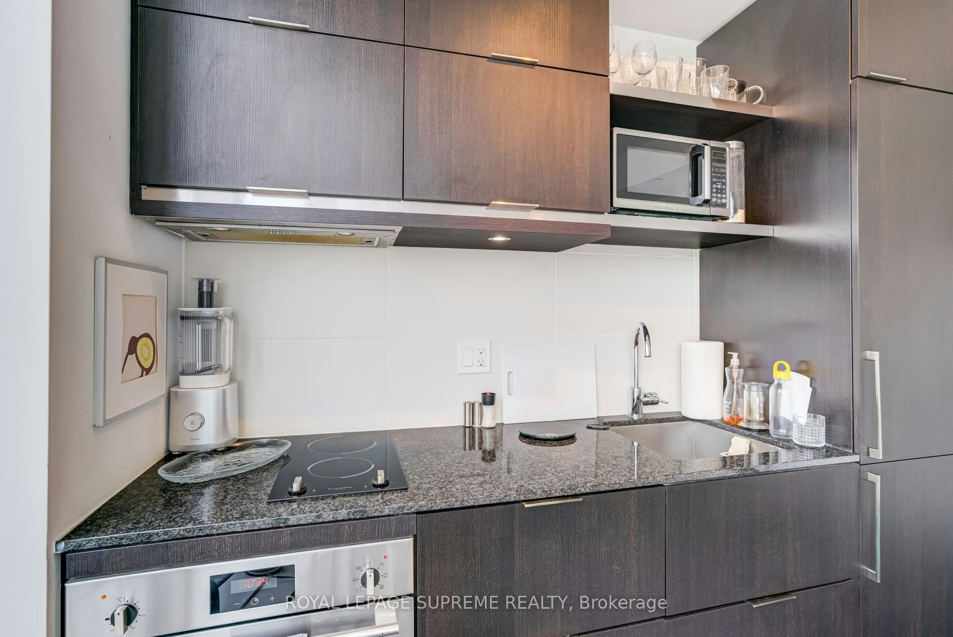 2112-197 Yonge Street, Toronto, ON, M5B 1M4 - 16