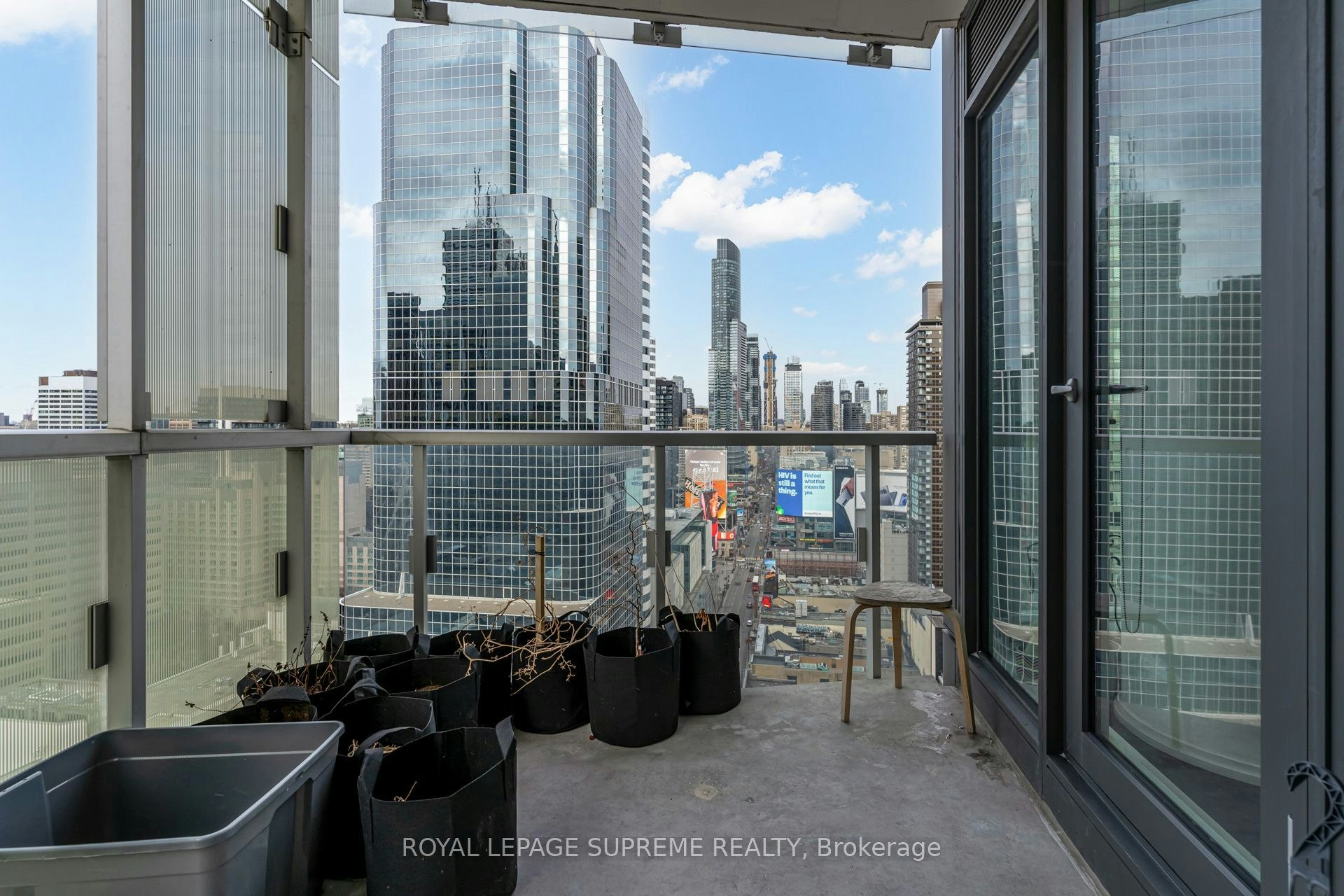 2112-197 Yonge Street, Toronto, ON, M5B 1M4 - 30