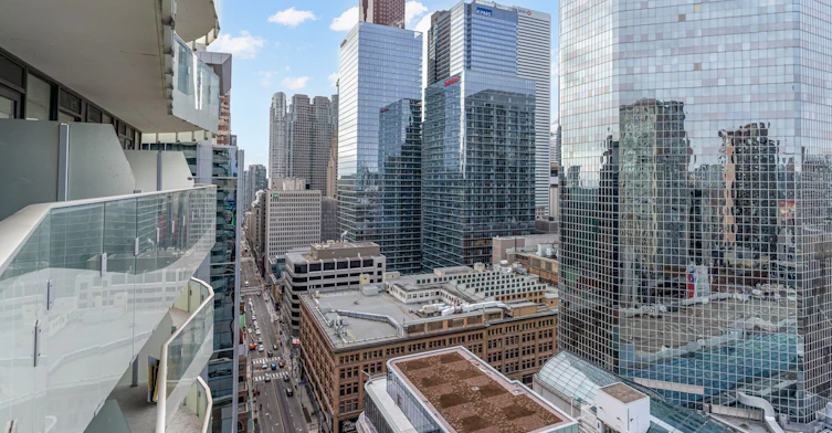 2112-197 Yonge Street, Toronto, ON, M5B 1M4 - 32