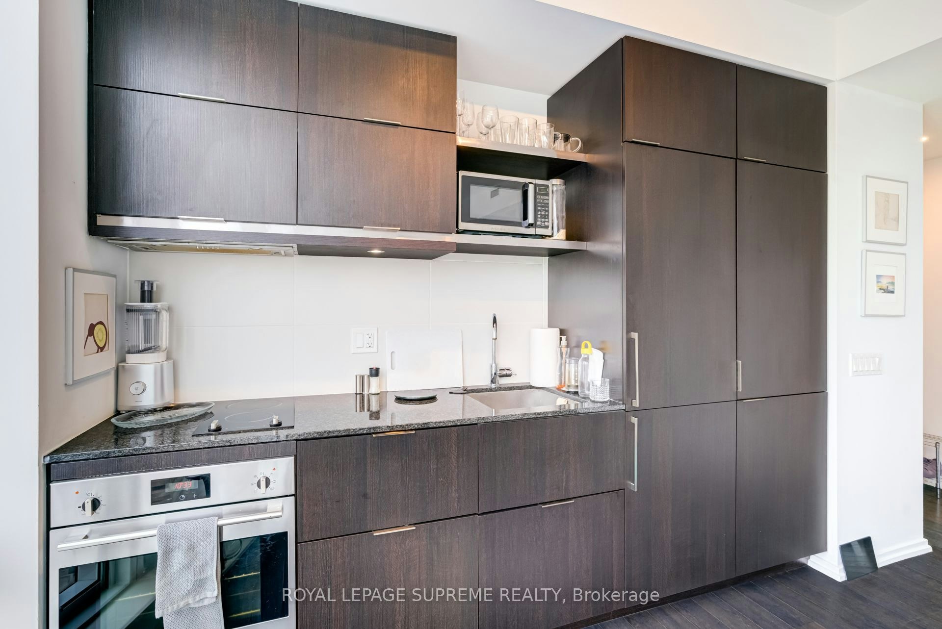 2112-197 Yonge Street, Toronto, ON, M5B 1M4 - 12