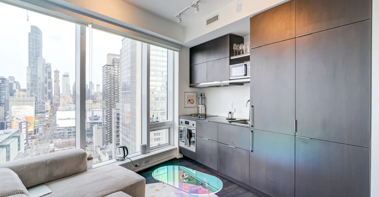 2112-197 Yonge Street, Toronto, ON, M5B 1M4 - 14