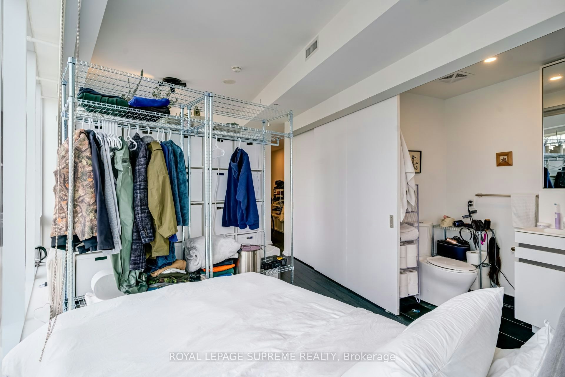 2112-197 Yonge Street, Toronto, ON, M5B 1M4 - 22