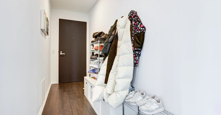 2112-197 Yonge Street, Toronto, ON, M5B 1M4 - 6