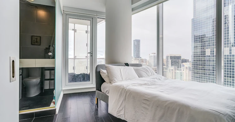 2112-197 Yonge Street, Toronto, ON, M5B 1M4 - 17