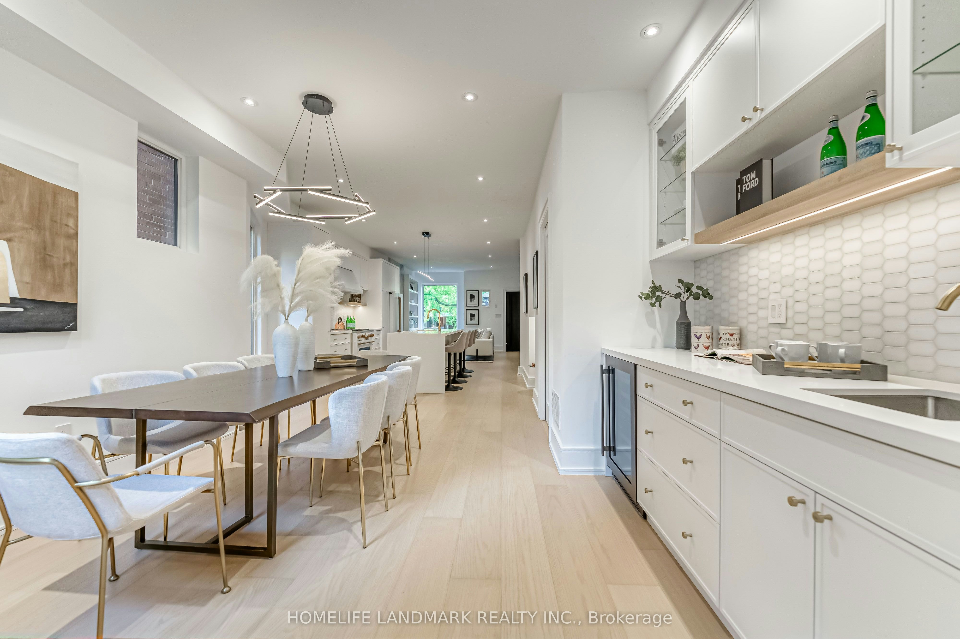 195 Albany Avenue, Toronto, ON, M5R 3C7 - 10