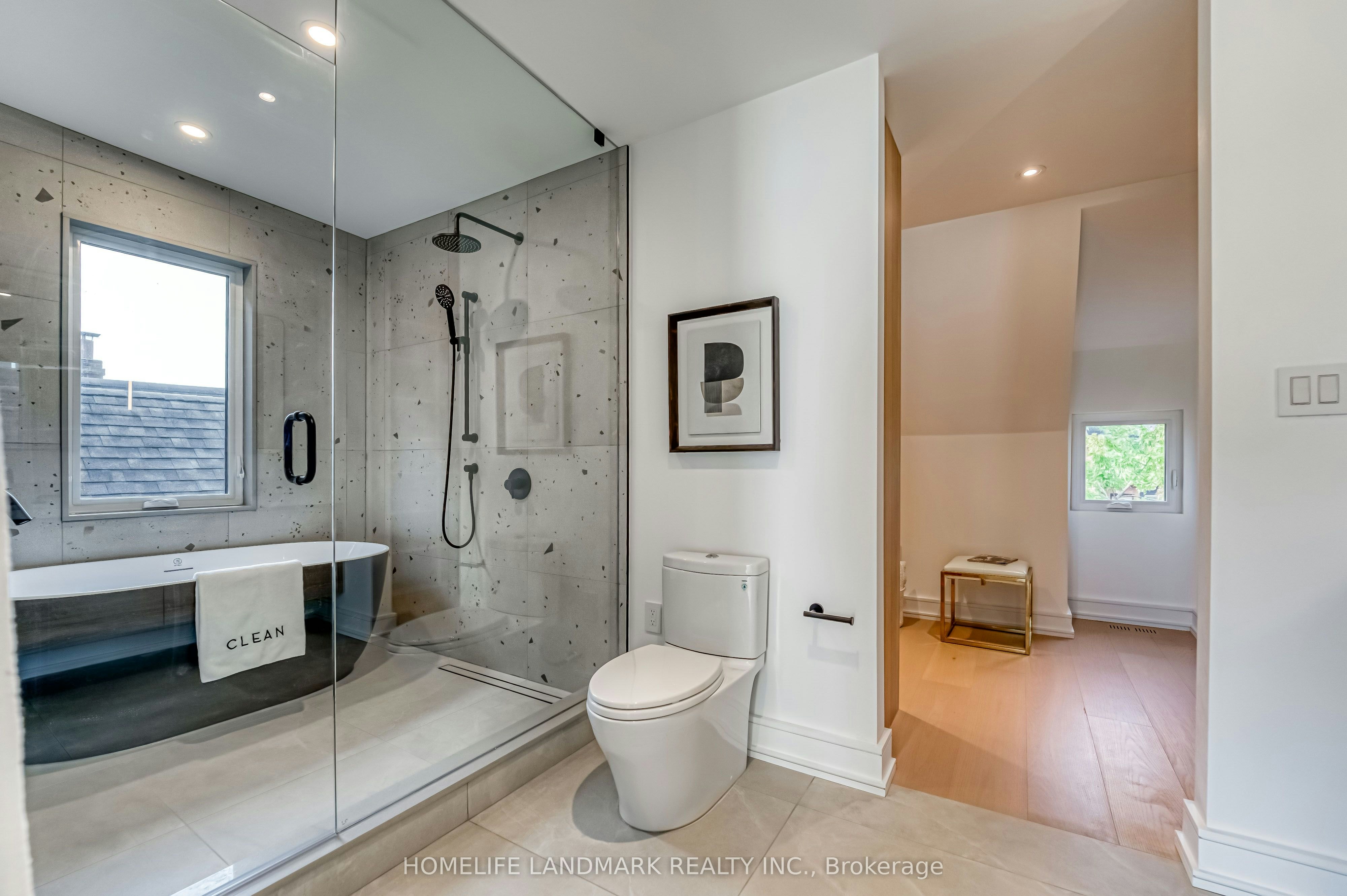 195 Albany Avenue, Toronto, ON, M5R 3C7 - 22