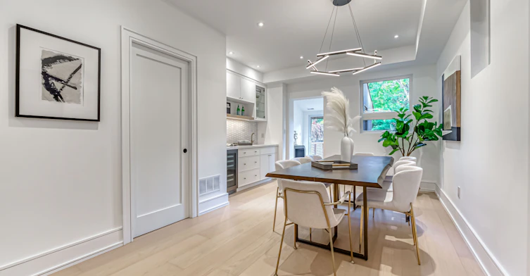 195 Albany Avenue, Toronto, ON, M5R 3C7 - 8