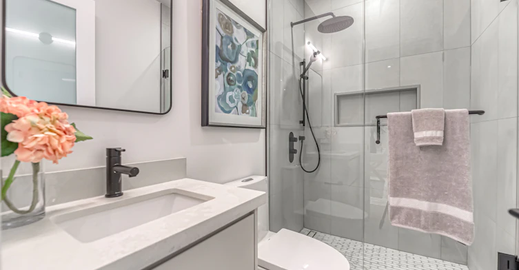 195 Albany Avenue, Toronto, ON, M5R 3C7 - 13