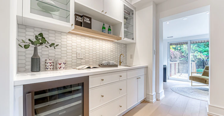 195 Albany Avenue, Toronto, ON, M5R 3C7 - 9