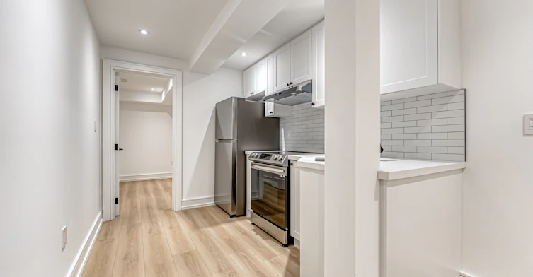 195 Albany Avenue, Toronto, ON, M5R 3C7 - 30