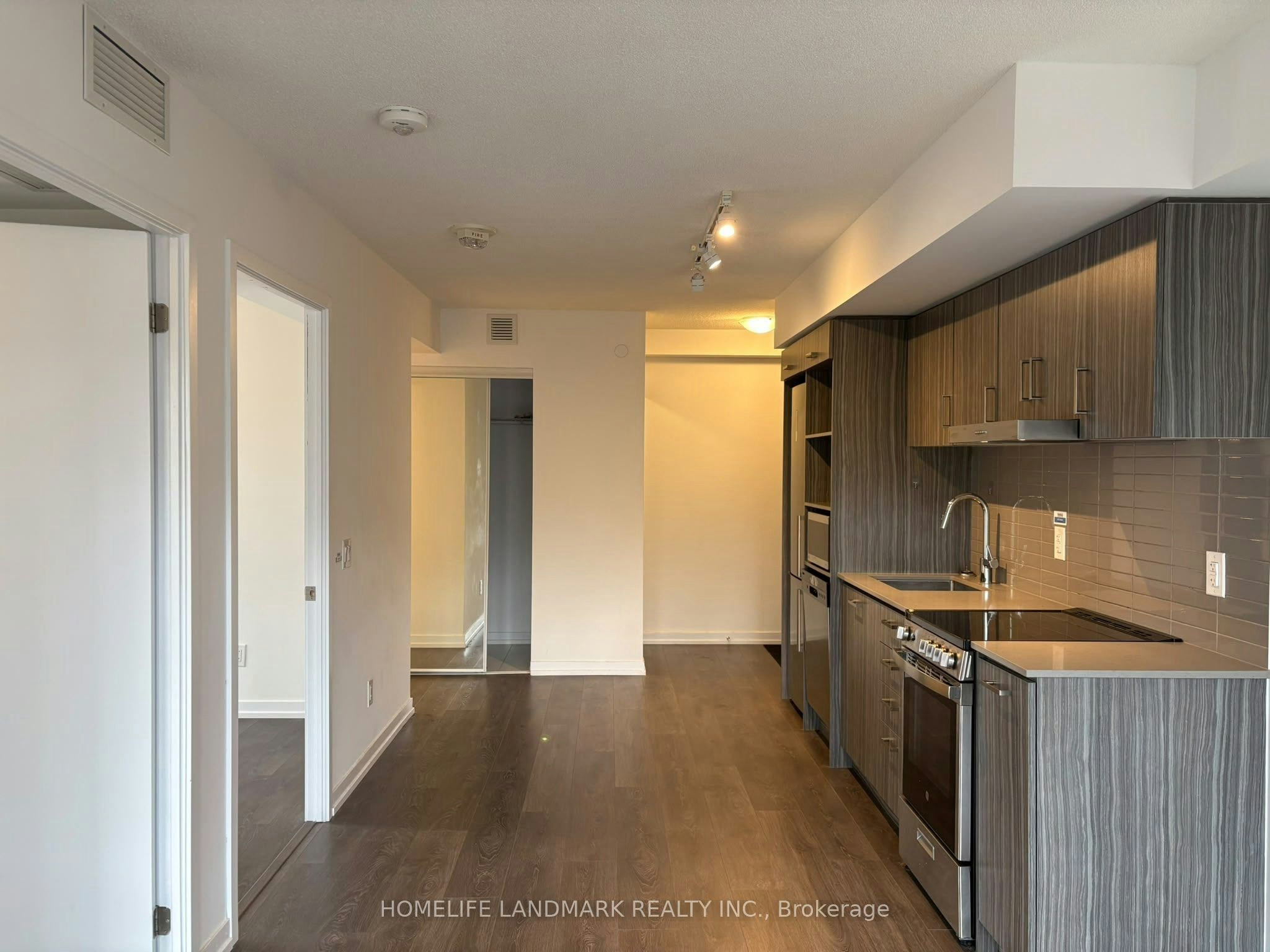 611-219 Dundas Street E, Toronto, ON, M5A 0V1 - 3