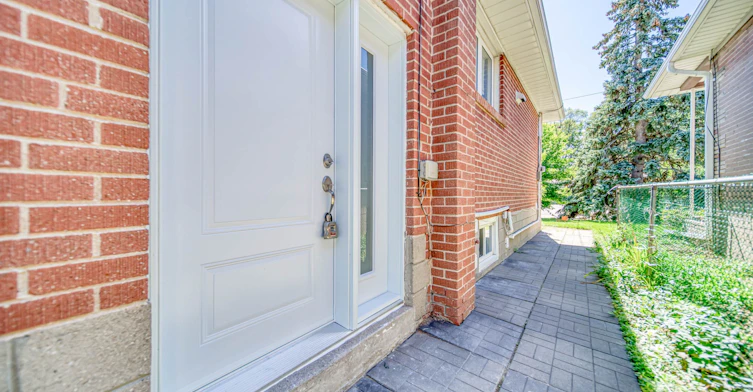 Unit #1-36 Beaver Valley Road, Toronto, ON, M3H 4S1 - 2