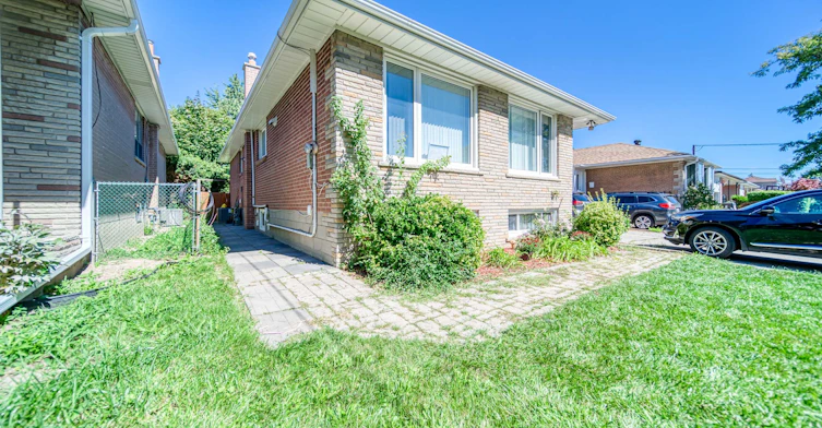 Unit #1-36 Beaver Valley Road, Toronto, ON, M3H 4S1