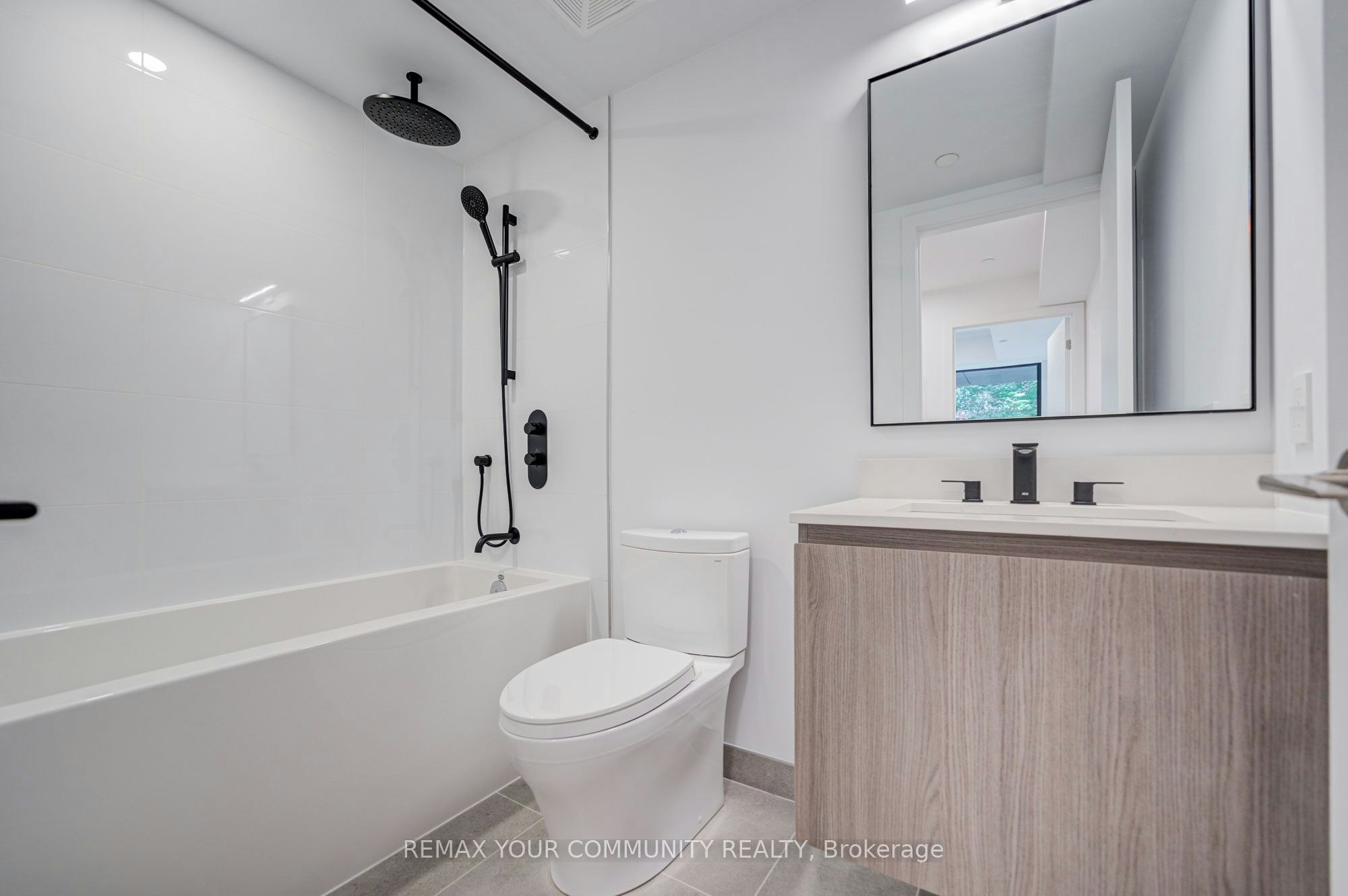 5-1720 Bayview Avenue, Toronto, ON, M4G 3C4 - 31