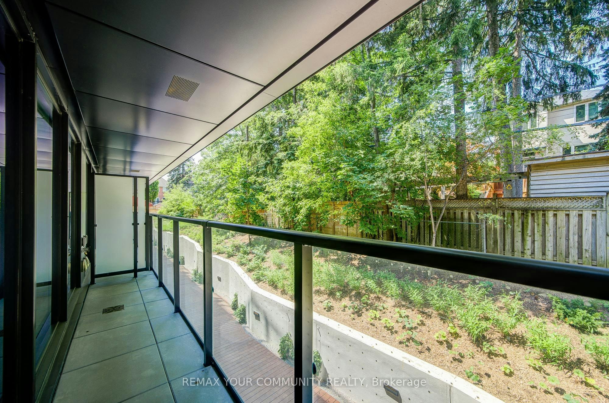 5-1720 Bayview Avenue, Toronto, ON, M4G 3C4 - 47