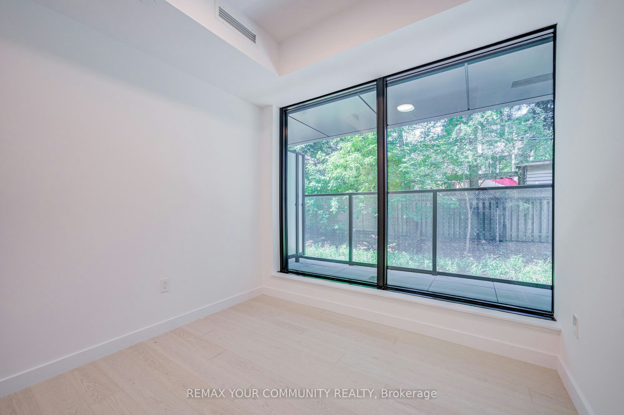 5-1720 Bayview Avenue, Toronto, ON, M4G 3C4 - 34