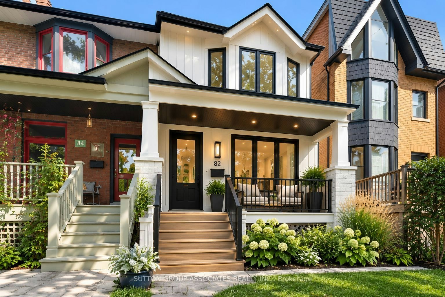 82 Helena Avenue, Toronto, ON, M6G 2H2