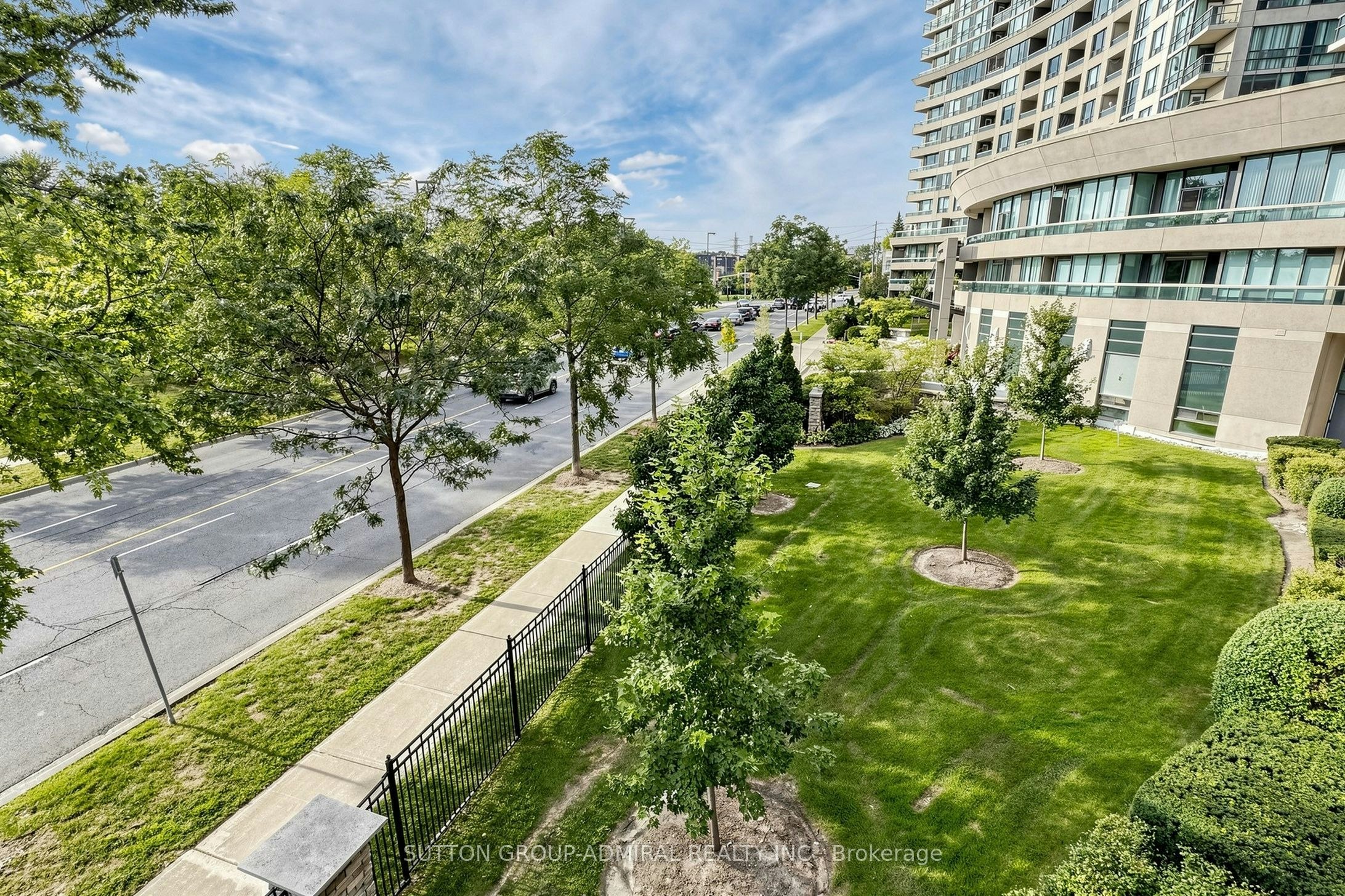 215-503 Beecroft Road, Toronto, ON, M2N 0A2 - 32