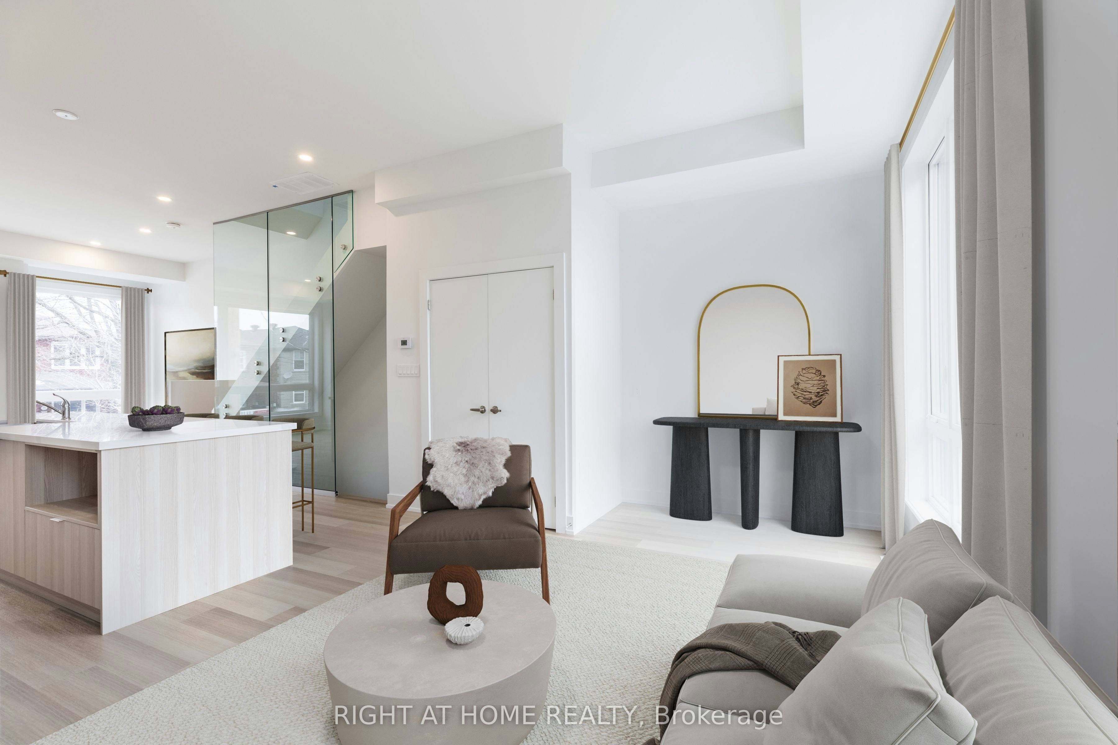 272 Atlas Avenue, Toronto, ON, M6C 2P5 - 3