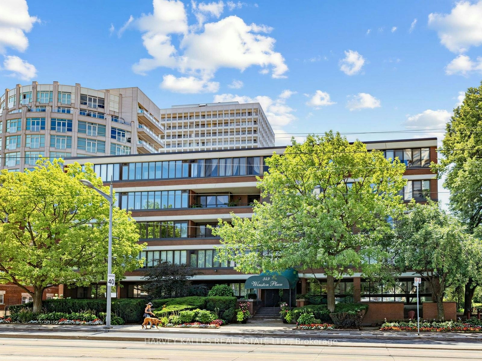 404-349 St. Clair Avenue W, Toronto, ON, M5P 1N3