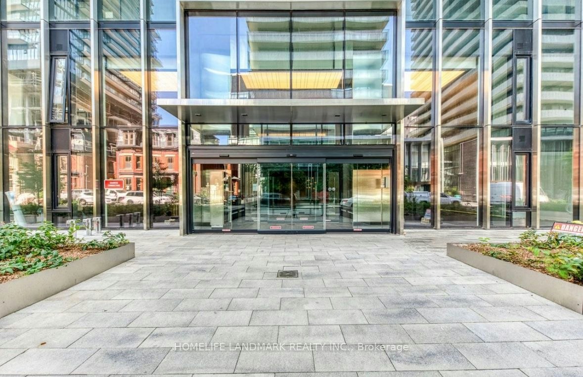 4801-55 Charles Street, Toronto, ON, M4Y 0J1 - 2