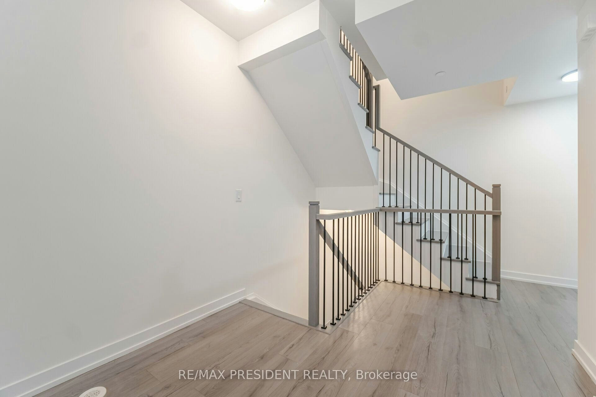 41-861 Sheppard Avenue W, Toronto, ON, M3H 0E8 - 23