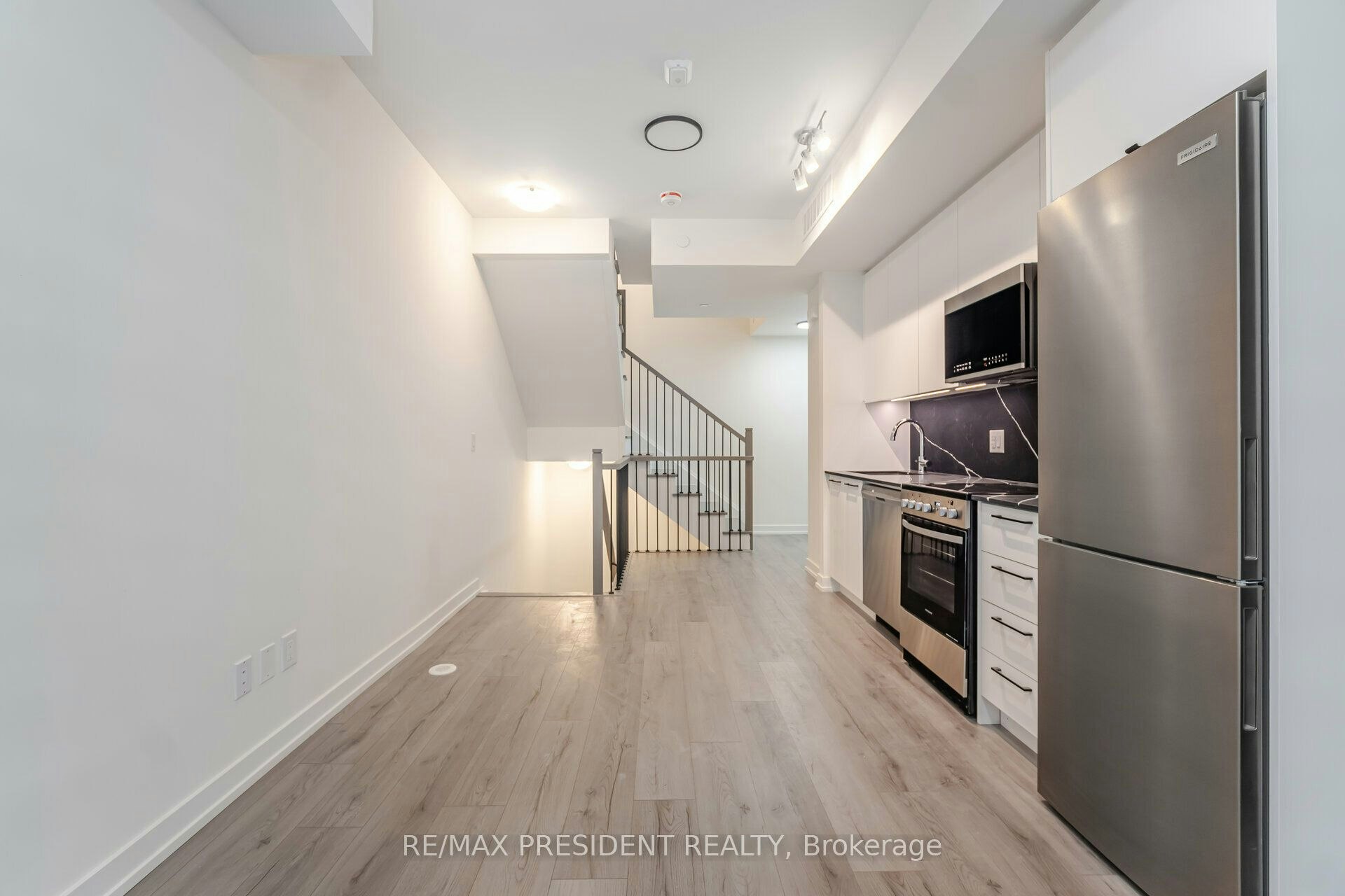 41-861 Sheppard Avenue W, Toronto, ON, M3H 0E8 - 6