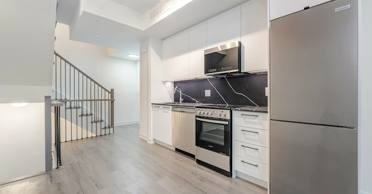 41-861 Sheppard Avenue W, Toronto, ON, M3H 0E8 - 9