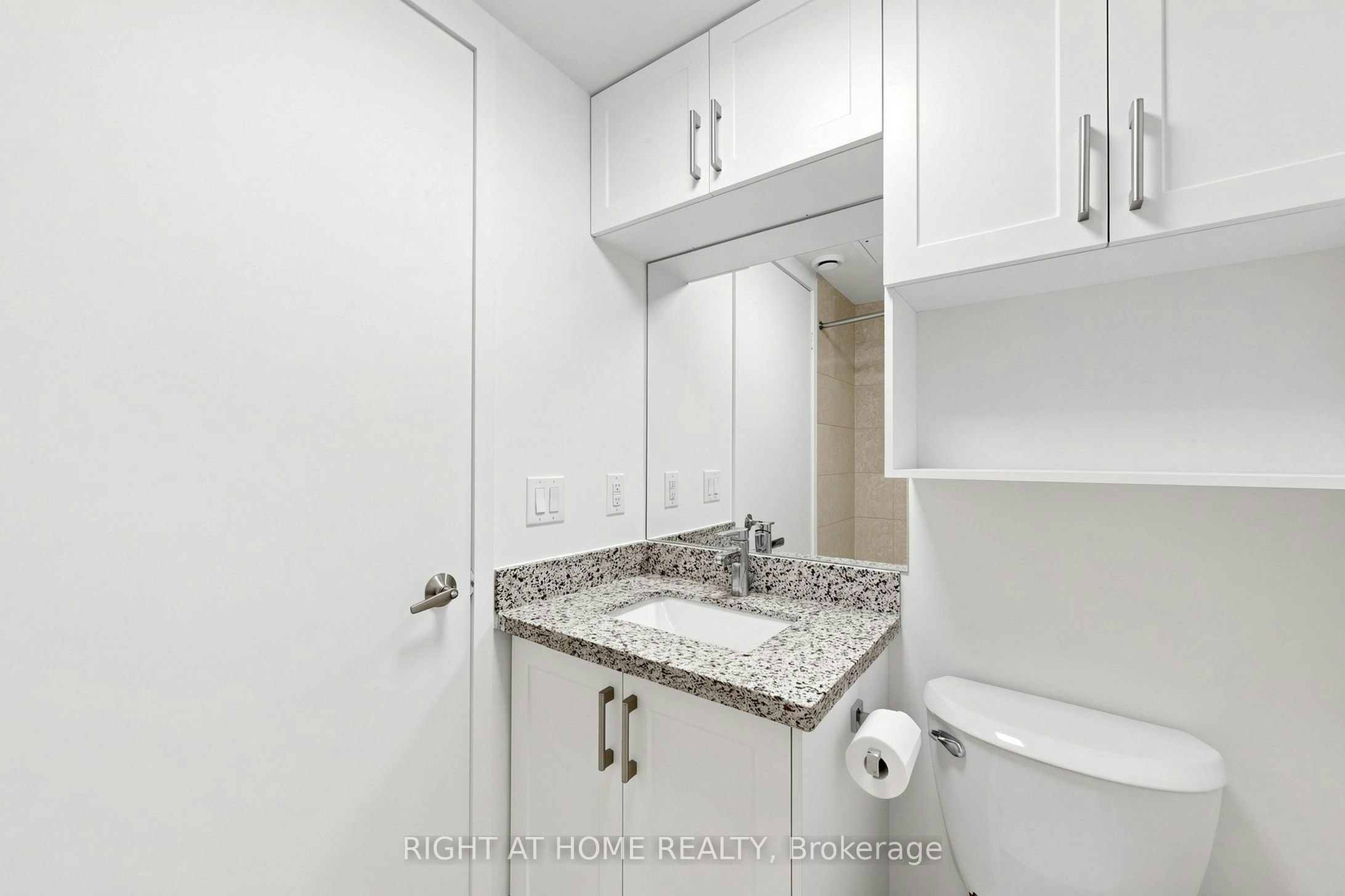 2006-14 York Street, Toronto, ON, M5J 0B1 - 22
