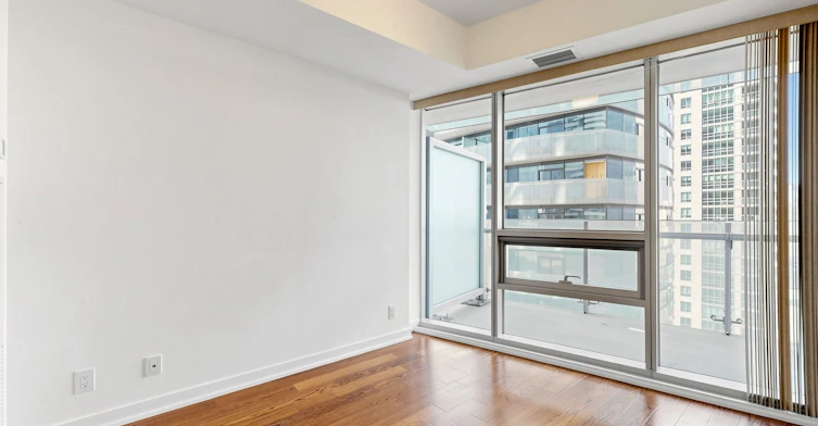 2006-14 York Street, Toronto, ON, M5J 0B1 - 17