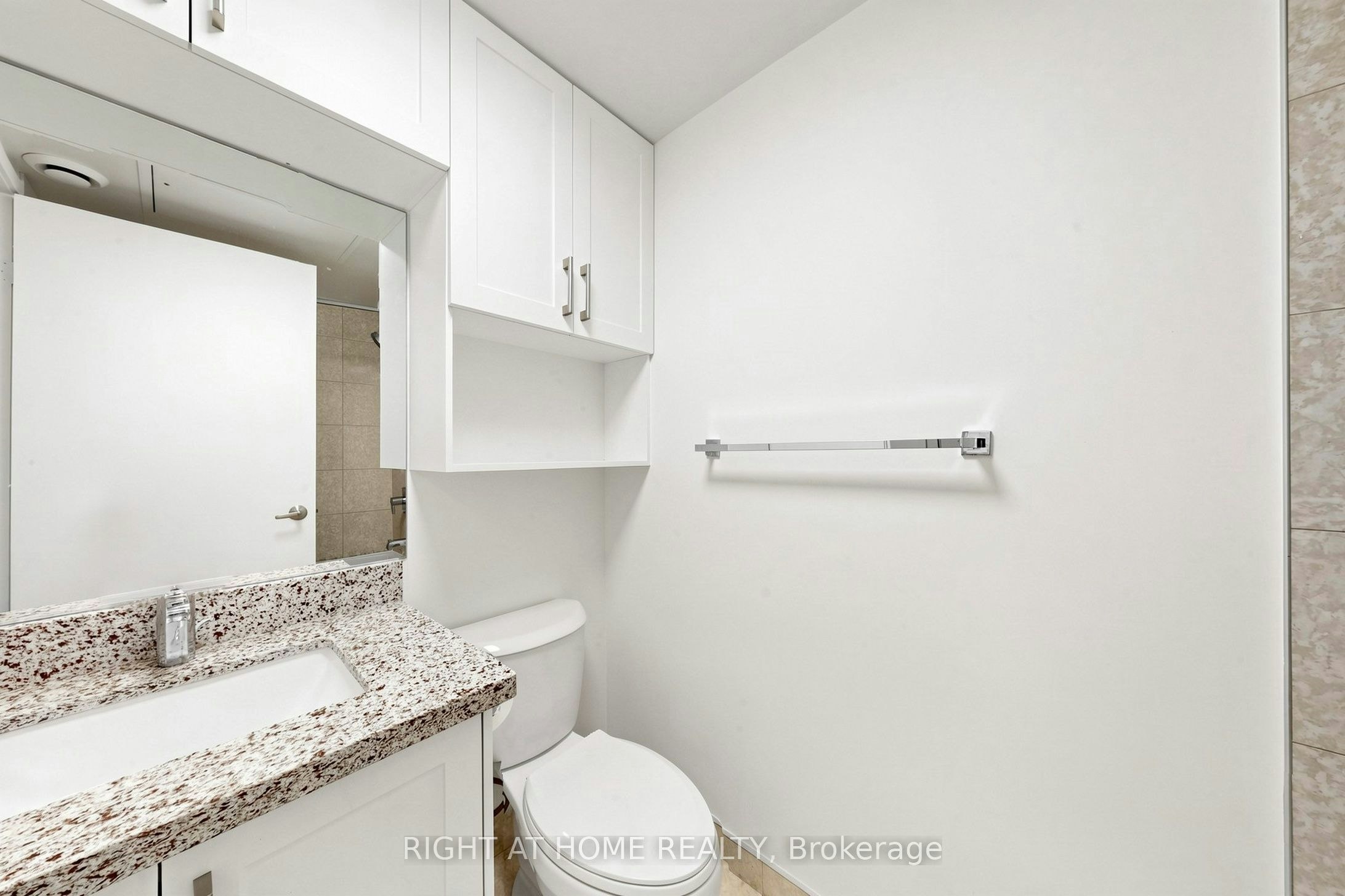 2006-14 York Street, Toronto, ON, M5J 0B1 - 21