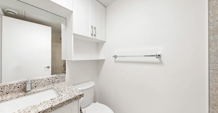 2006-14 York Street, Toronto, ON, M5J 0B1 - 21