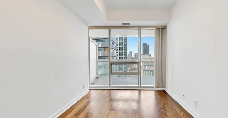 2006-14 York Street, Toronto, ON, M5J 0B1 - 18
