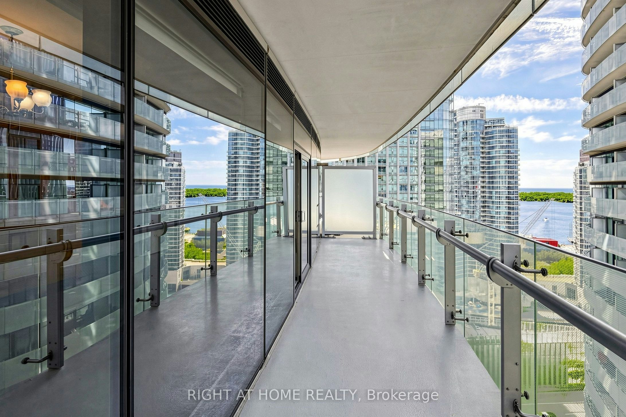 2006-14 York Street, Toronto, ON, M5J 0B1 - 28