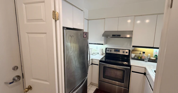 707-7 Carlton Street, Toronto, ON, M5B 2M3 - 7