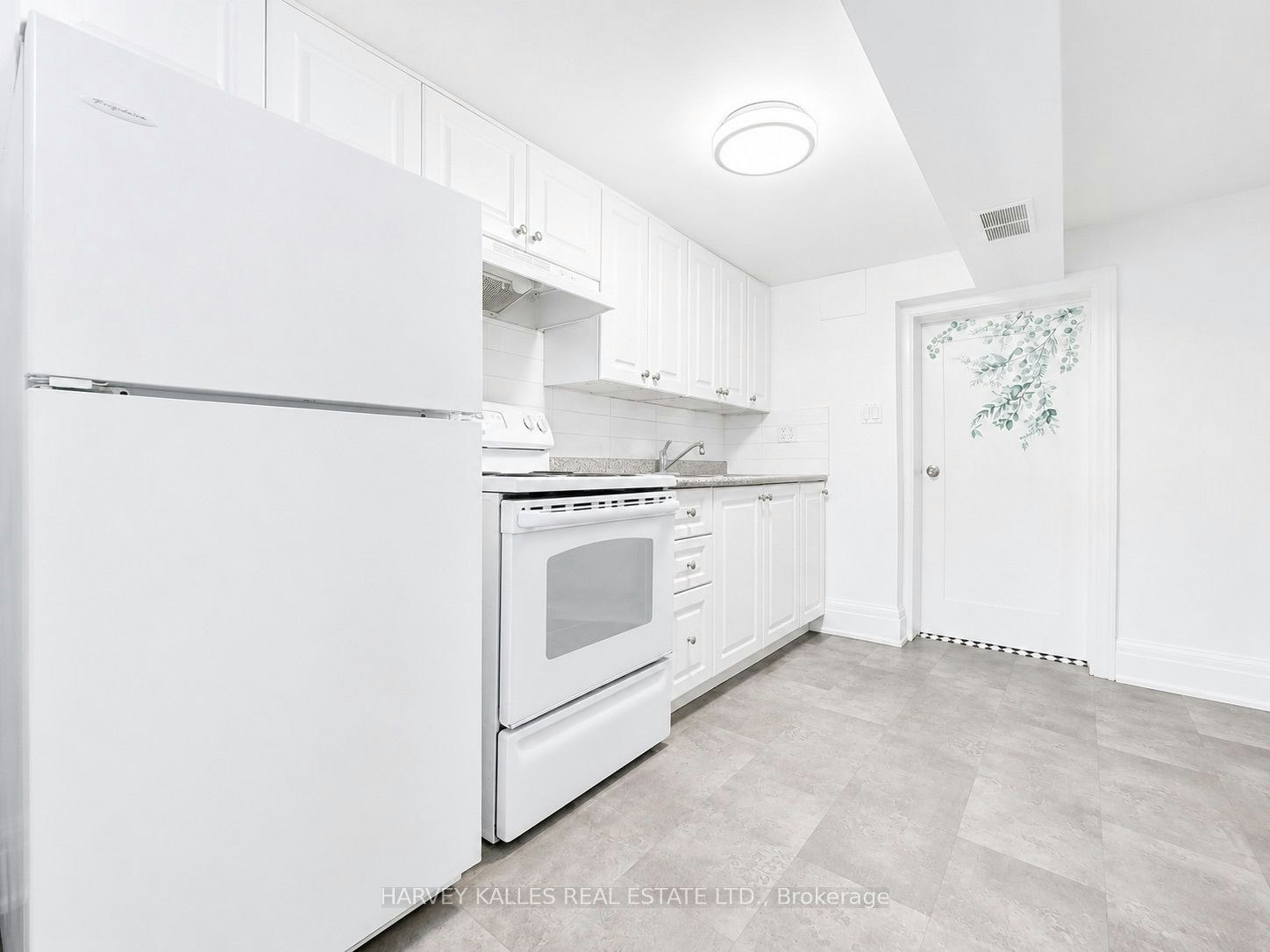 Bsmt-807 Duplex Avenue, Toronto, ON, M4R 1W6 - 10