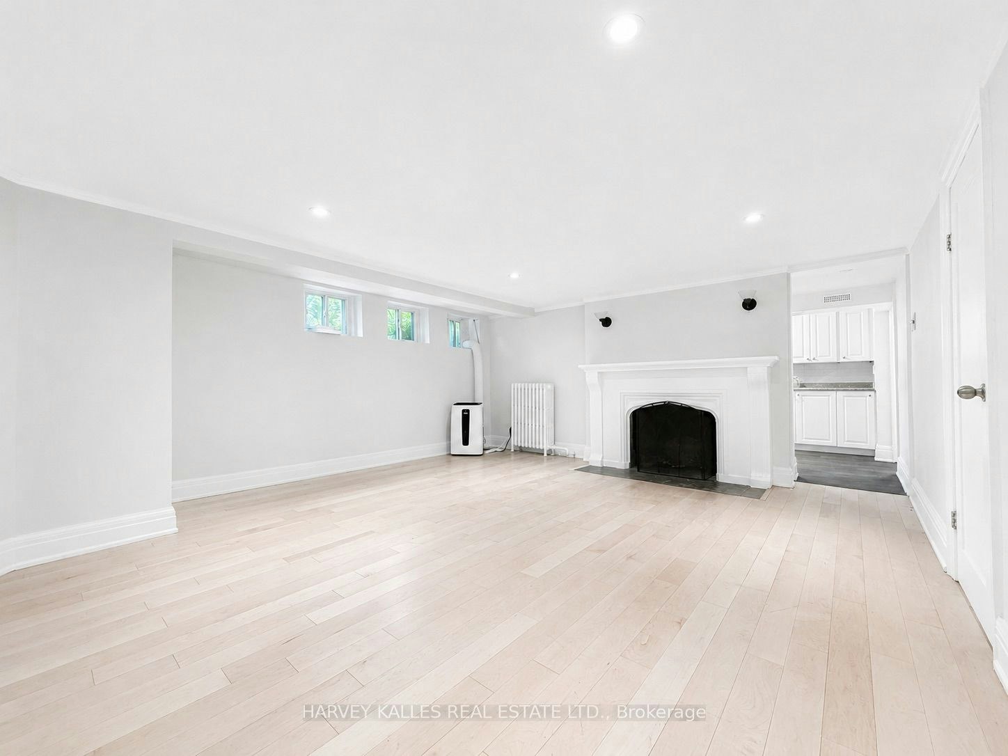 Bsmt-807 Duplex Avenue, Toronto, ON, M4R 1W6 - 8